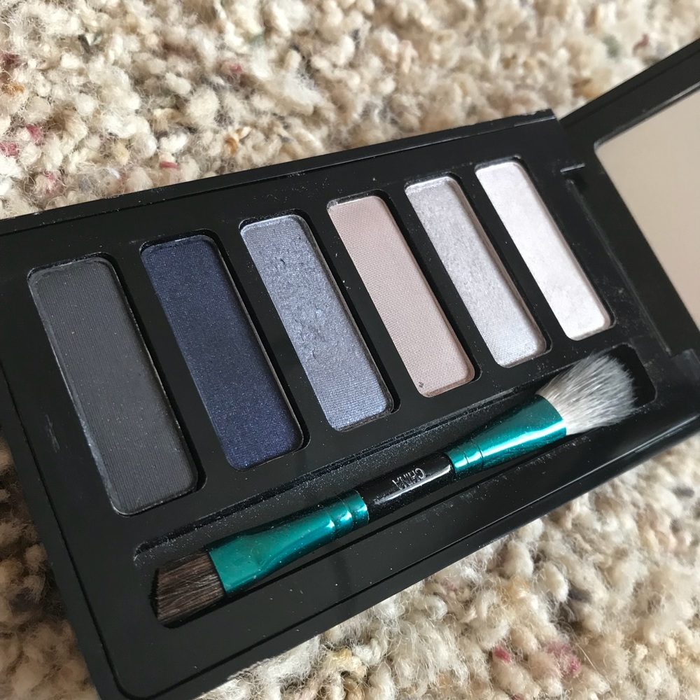 MAC eyeshadow Palate (limited edition!)